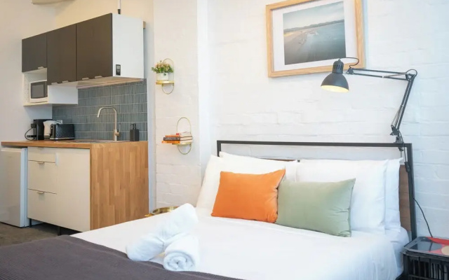 Kozyguru | Chic Studios | Oasis In The Heart Of Darlinghurst