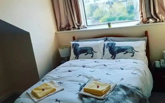 Comfortable Apartment in Leeds Near Royal Armouries Museum