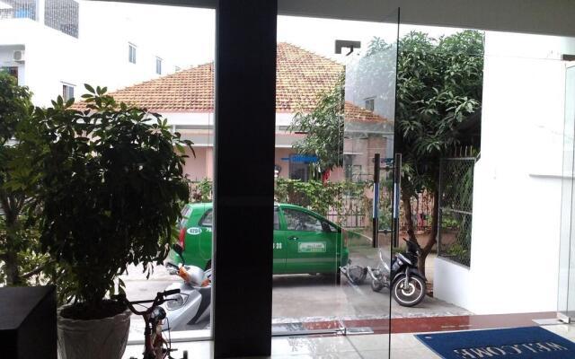 Vanda Hotel Nha Trang вид на фасад