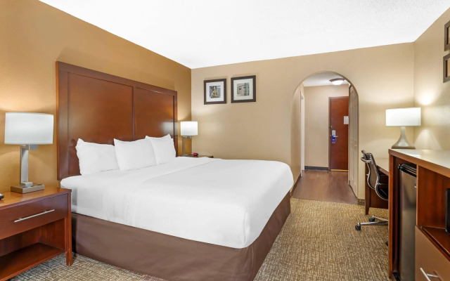 Comfort Inn North Conroe