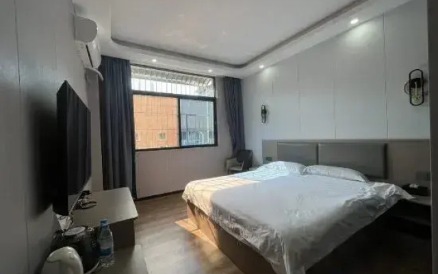 Zhongshan Baichuan Apartment