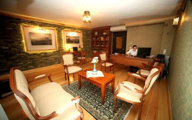 Lalinn Hotel