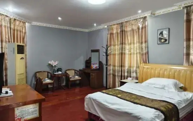 Dizi Business Hotel