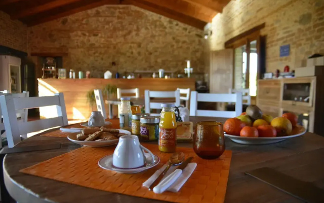 Le Terre Di Zoè Farm House