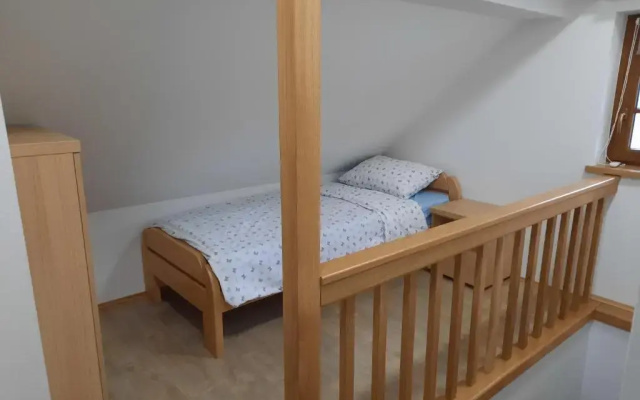 Vineyard cottage Klobčar