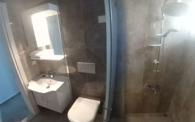 Nilüfer Apart Otel Karaburun