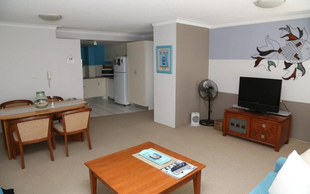 Oceania Apartments