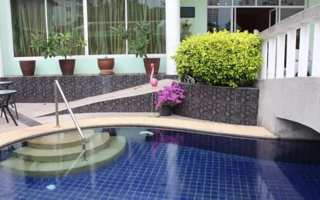 Romanasia Hotel
