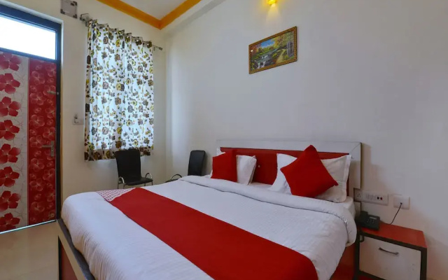 OYO 12505 Hotel MJ