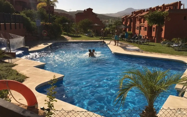Beautiful 2-bed/ Bathrooms Estepona Apartment
