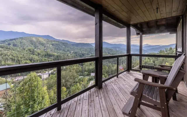 Stunning 4bedroom With Sky Views