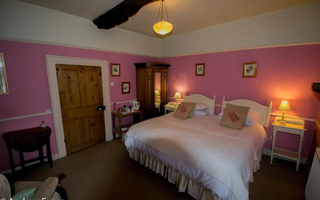 Lea House Bed and Breakfast