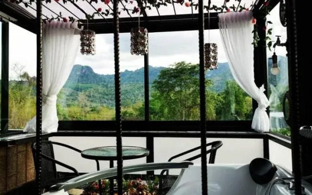 Keeree Loft Resort