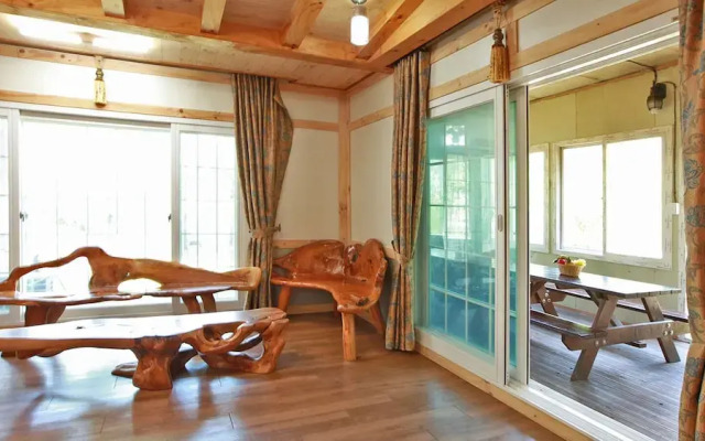 Gapyeong Iris Pension