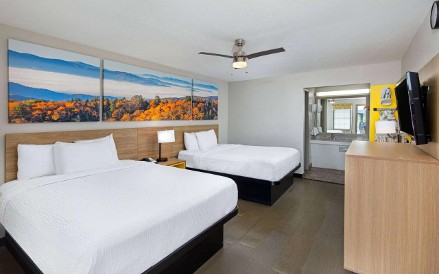 Days Inn by Wyndham Holladay