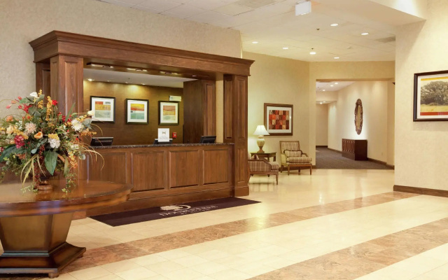DoubleTree by Hilton Boston - Milford