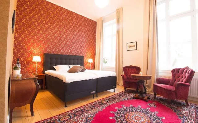 L Boutique Hotel