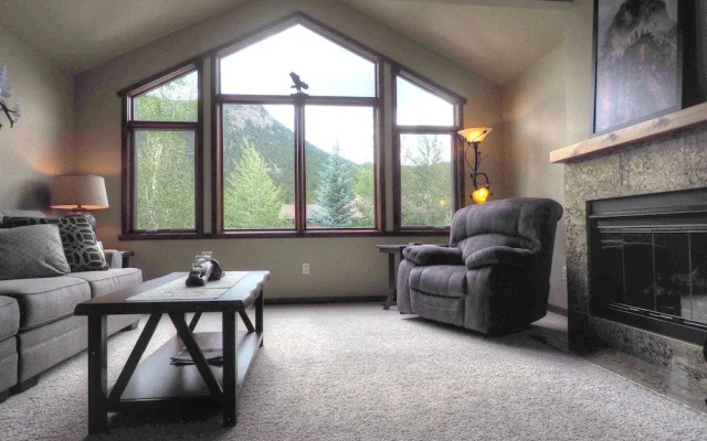 Eagle Pointe - 3 Br Townhouse