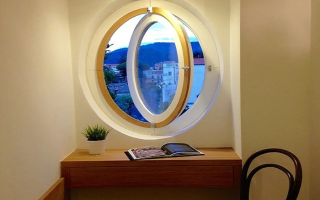 Agora Apartments