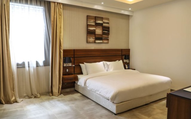 Q Suites Jeddah By EWA in Jeddah, Saudi Arabia from 234$, photos, reviews - zenhotels.com guestroom