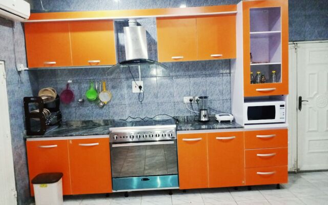 Отель ENU Holiday Home Нигерия, Энугу - отзывы, цены и фото номеров - забронировать отель ENU Holiday Home онлайн