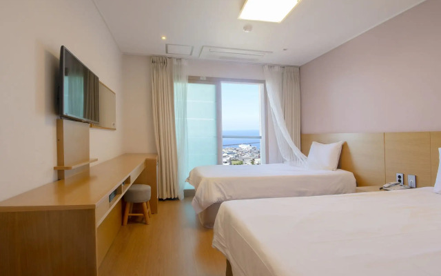 Sims Hotel