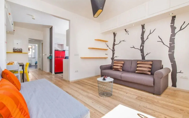 Apartment & Room Joy