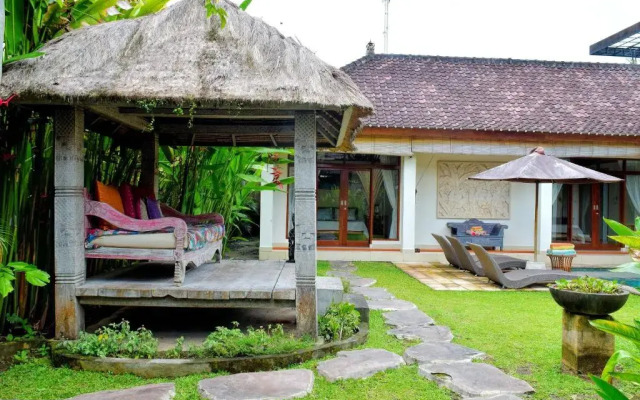 Villa Heliconia