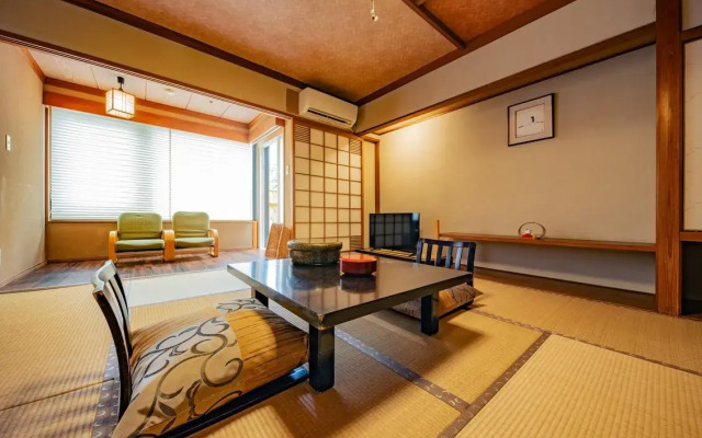 Yunokura Tsuruya