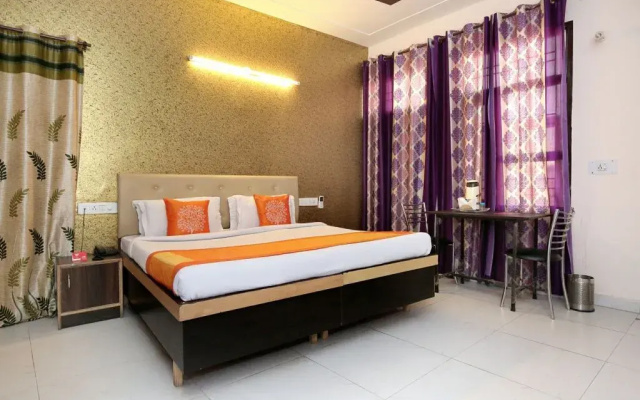 Silver One By OYO Rooms