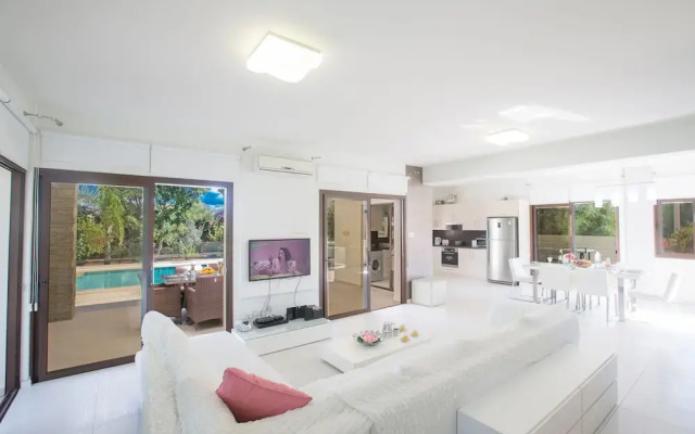 Protaras Holiday Villa De1