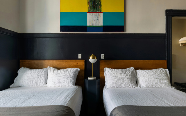 The Metro Hotel