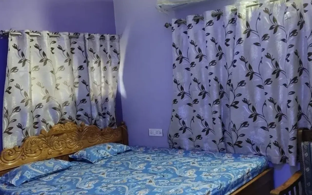 Om Guest House
