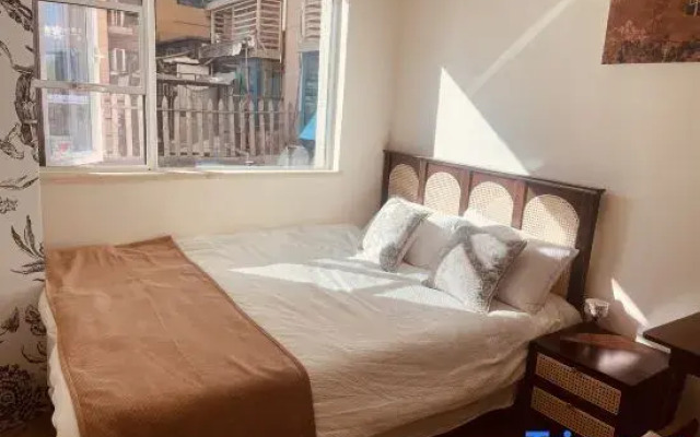 Twilight City Homestay (Jingdezhen North Station)