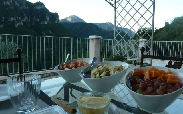 Le Mont D'olivine