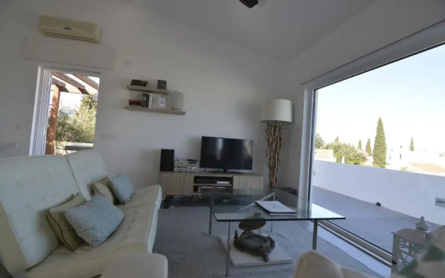 Villa 44