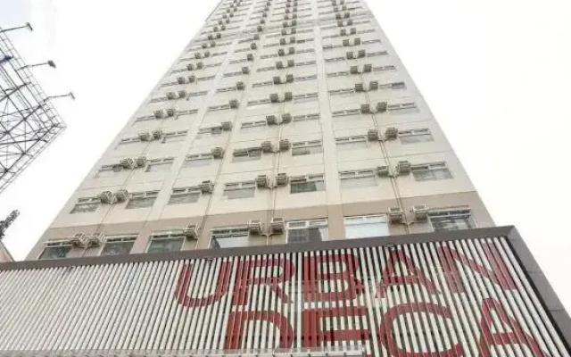 Eimys Place at Urban Deca Mandaluyong by RedDoorz