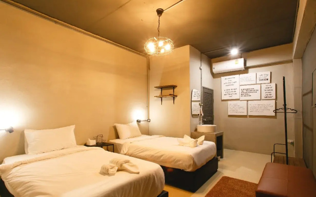 Bedtime Story at Chiang Mai - Hostel