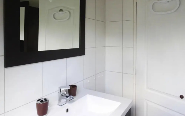 Holiday Home near Rosa Granite Coast Beaches