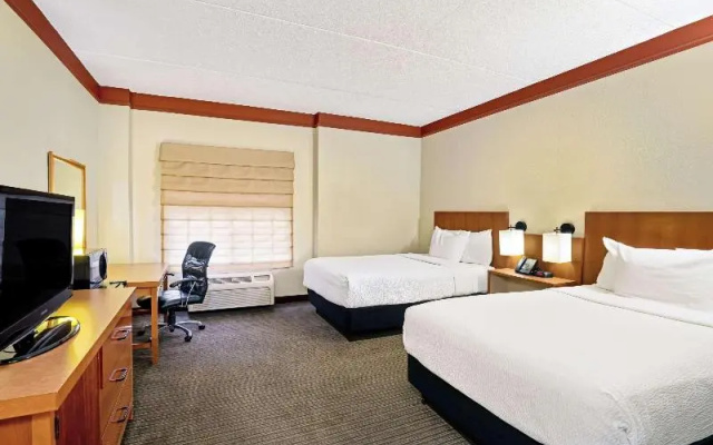 La Quinta Inn & Suites Memphis Primacy Parkway