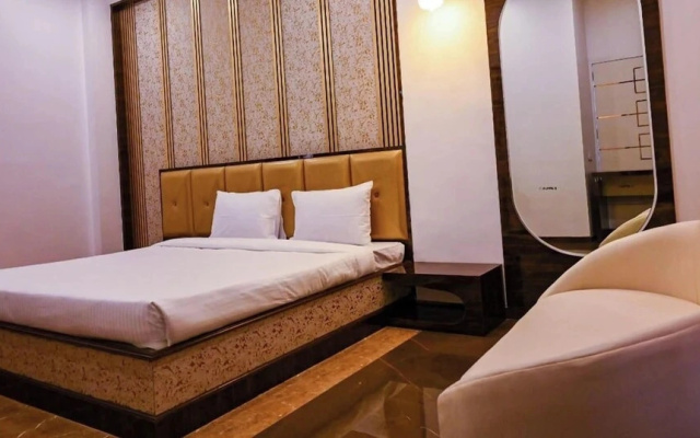 Hotel Rajwada Palace