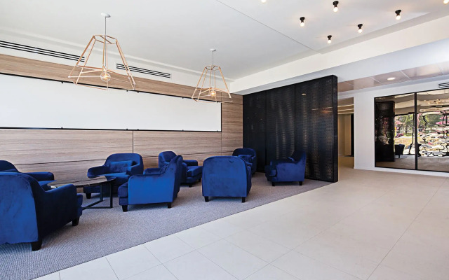 Mantra MacArthur Canberra