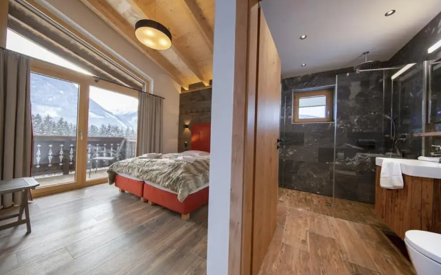 Comfy Chalet in Neukirchen near Wildkogel Ski Arena