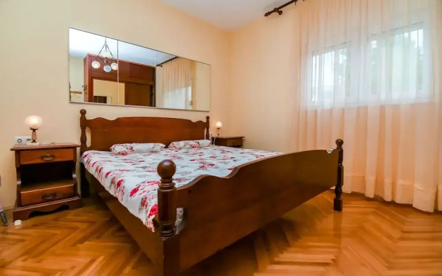Apartments Helios