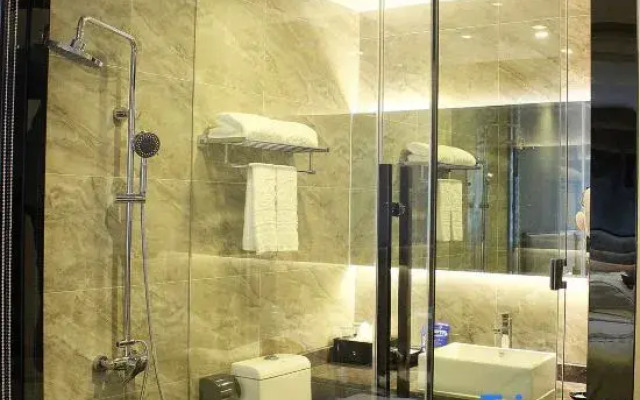 Shimoli Hotel (Shenzhen Bao'an Fanshen Subway Station)