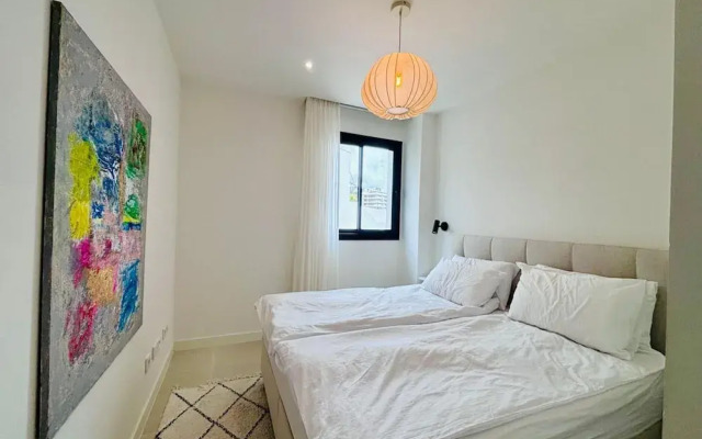 Apartment in Malaga With Pool Near the sea