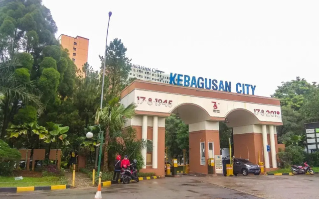 Comfortable 2BR Apartment at Kebagusan City