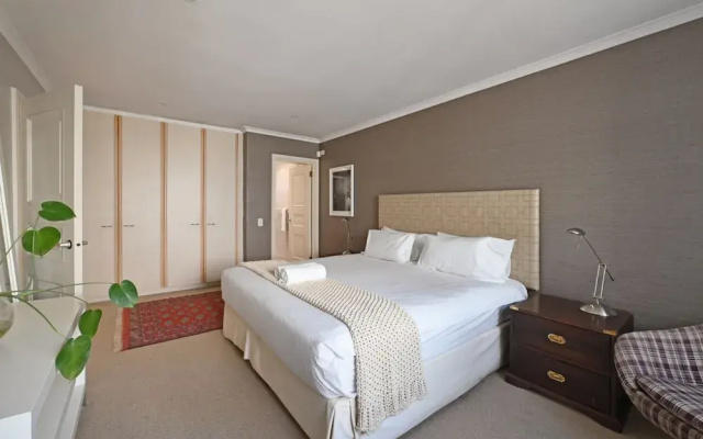 Elegant Camps Bay Eco Pool Sauna Views