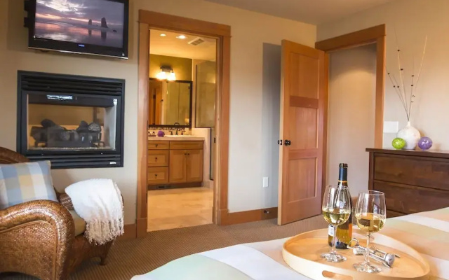 Lodges at Cannon Beach