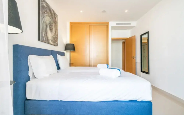 Lagos Marina View 4 With Pool by Homing